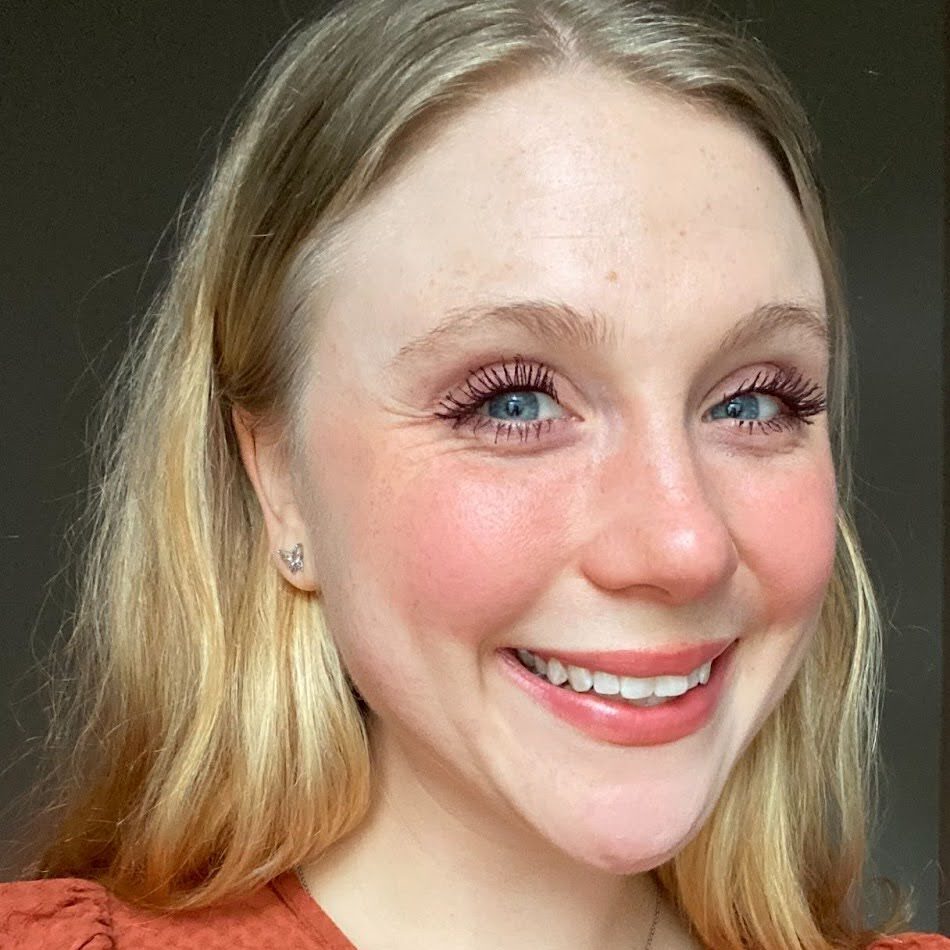 Andrea Elderkin prefile photo